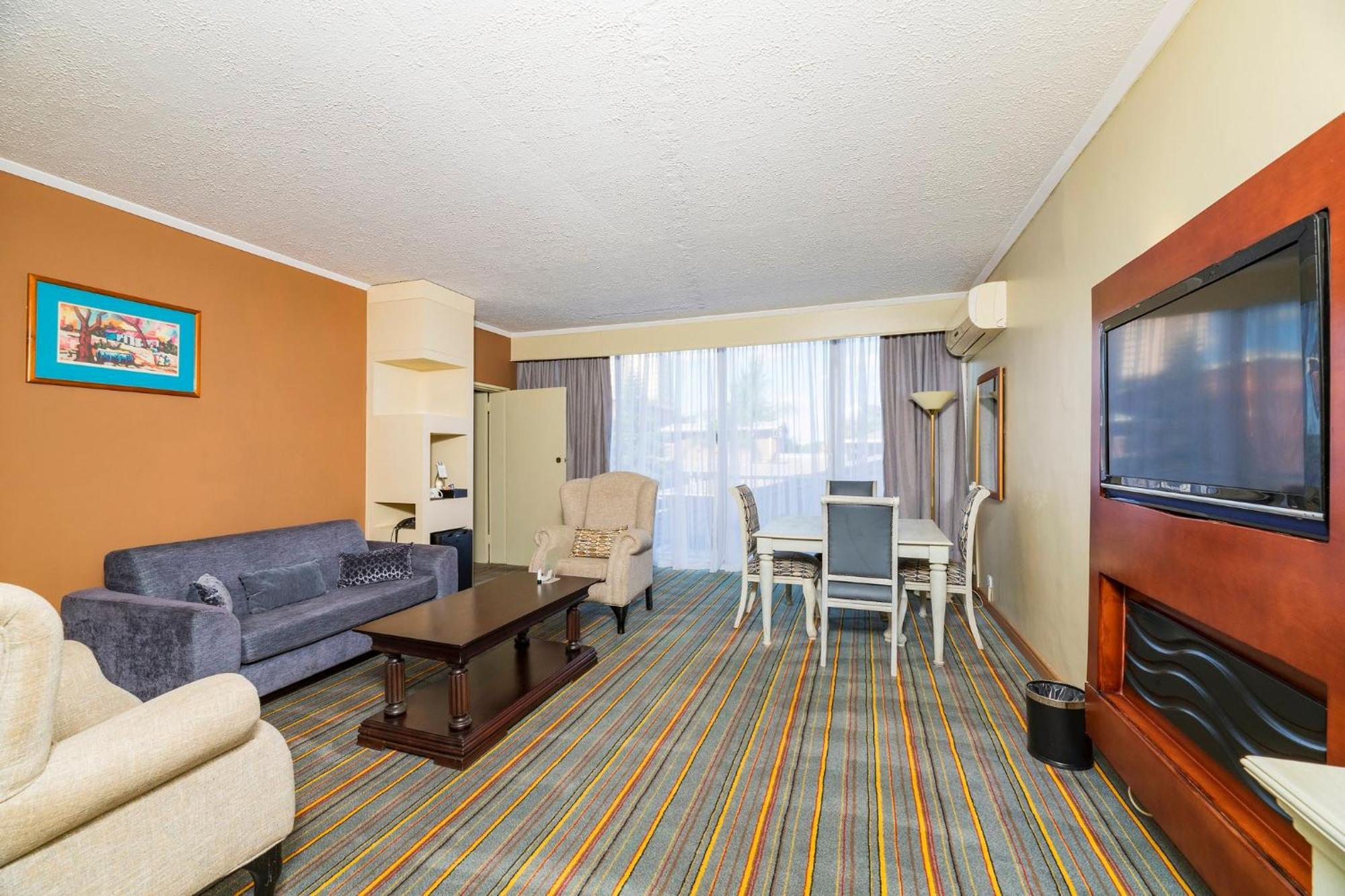 Holiday Inn - Bulawayo By Ihg Екстер'єр фото